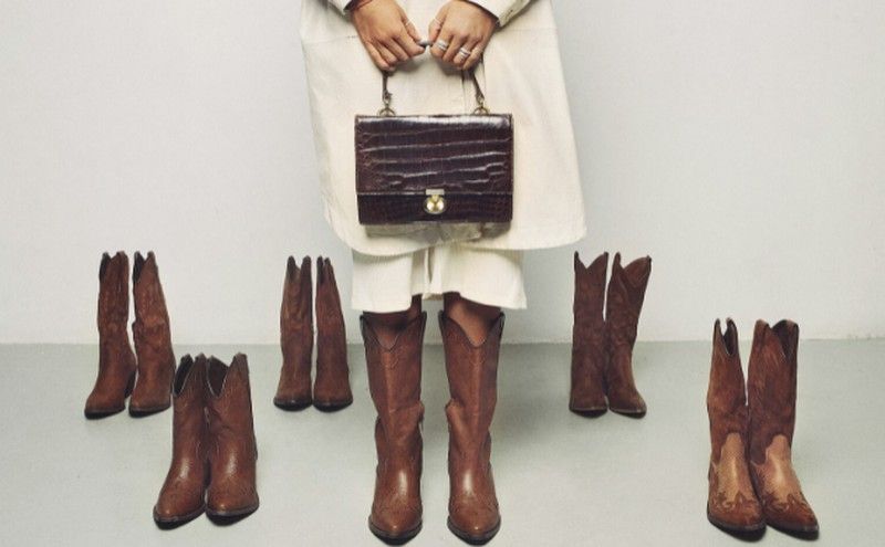 BOTAS CAMPERAS ESTILO COWBOY