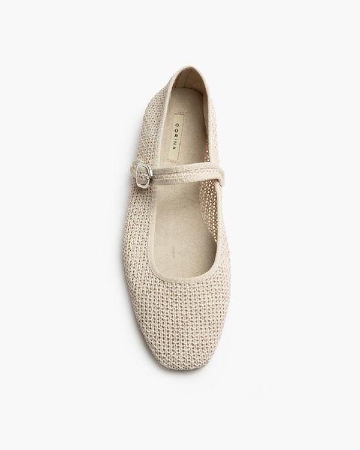 Bailarina Mary Jean Calada Beige marca Corina REF M5225