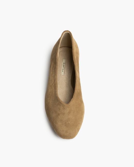 Bailarina Mary Jean Camel, marca Corina, REF M6105