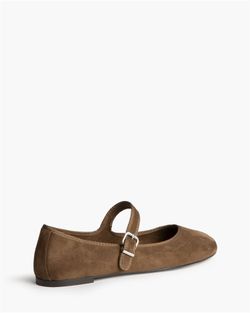 Bailarina Plana con Hebilla Camel marca Corina REF. M6570
