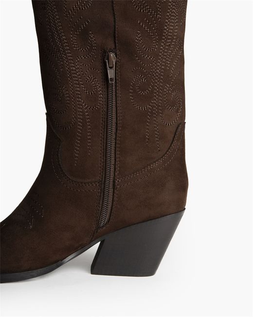 Bota Cowboy Alta con Bordado Café marca Corina REF. M6761