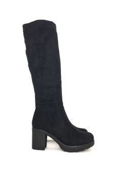 Botas altas de mulher com salto preto