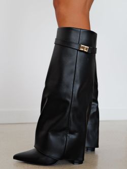 Stivali alti neri con ghette