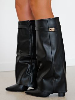 Stivali alti neri con ghette