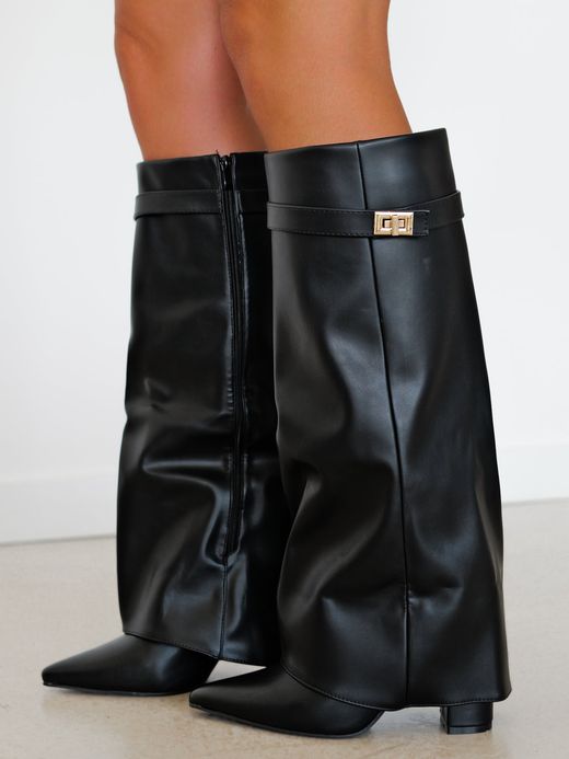 Stivali alti neri con ghette