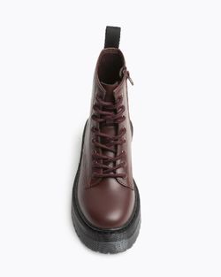 Bottines Militaires Grenat Marque Corina REF M5860