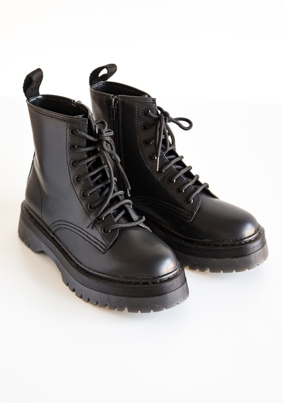 esquina Café enseñar Botín Militar Negro Plataforma marca Corina REF 2665 — Zapatos Calzados  Germans