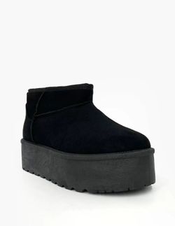 Stivaletti Bassi Foderati Con Plateau Nero