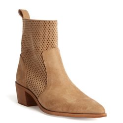 Botín Campero Primavera Verano Camel marca Corina REF. M3018