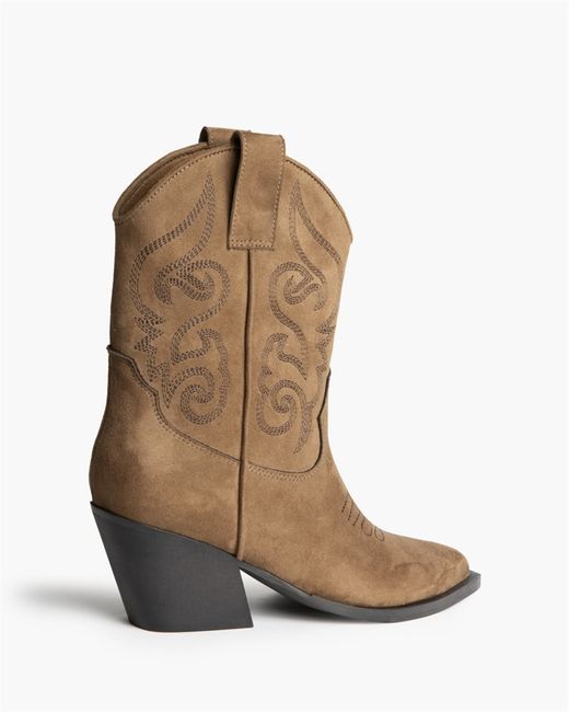 Botín Cowboy Camel con Bordado marca Corina REF. M6760