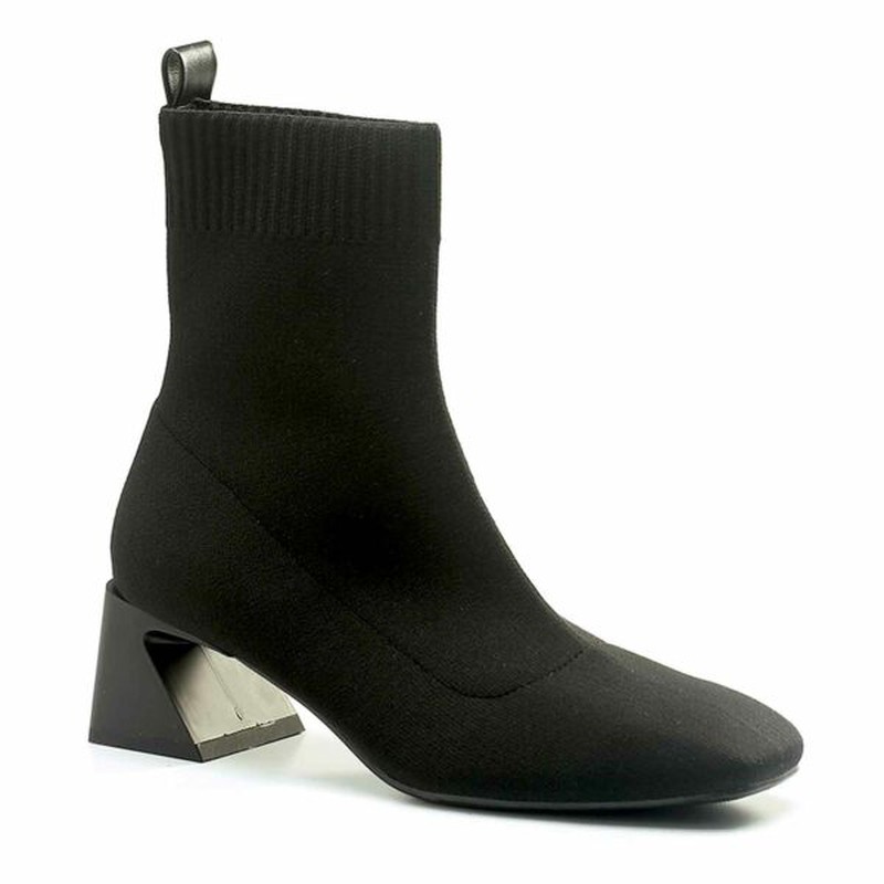 Botín Elástico Con Tacón Negro marca Corina M1915 — Zapatos Calzados Germans