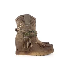Botín Indianini Con Cuña Taupe
