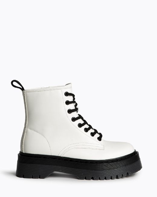 Botín Militar Blanco Plataforma marca Corina REF M5860