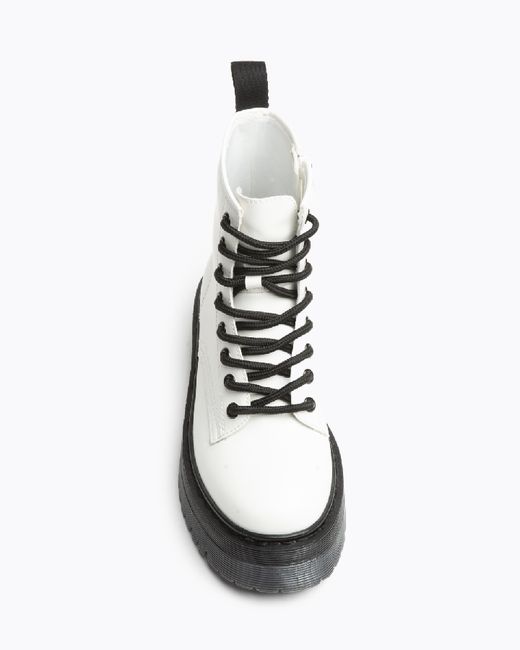 Bottines Militaires Blanches de la marque Corina REF M5860