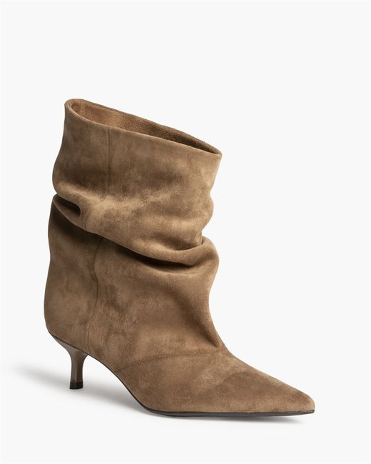 Botín Tacón Fino Camel marca Corina REF. M6880