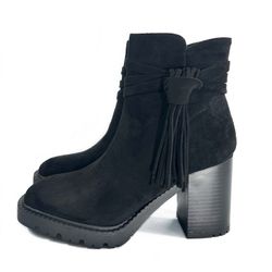 Botines Tena Con Tacón Y Flecos Negro