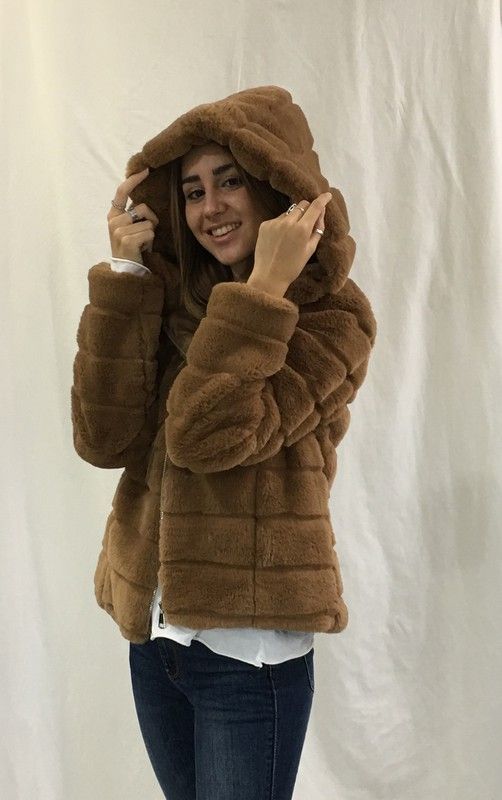 Chaqueta Peluda Camel