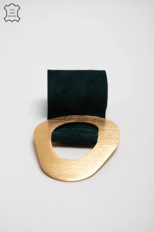 Ceinture Turquoise En Cuir Fendu Avec Grande Boucle Dorée