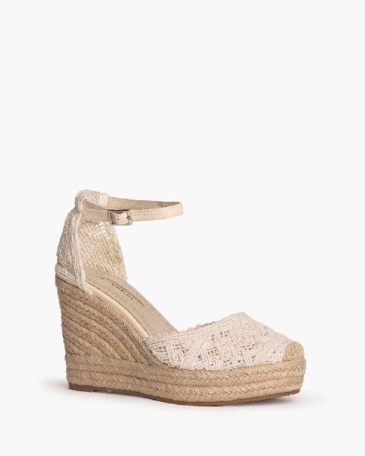 Cuña Alene Beige marca Corina REF M4295