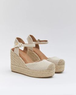 Zeppa alta in sparto effetto uncinetto beige