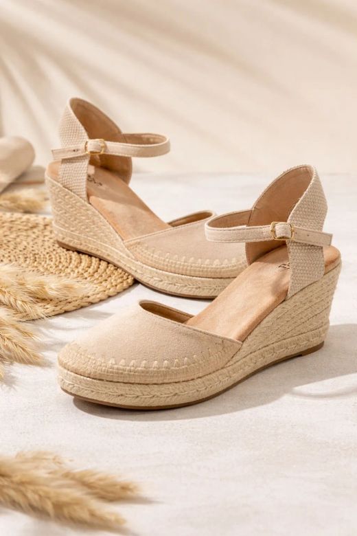 Espadrilles de mulher de salto baixo bege