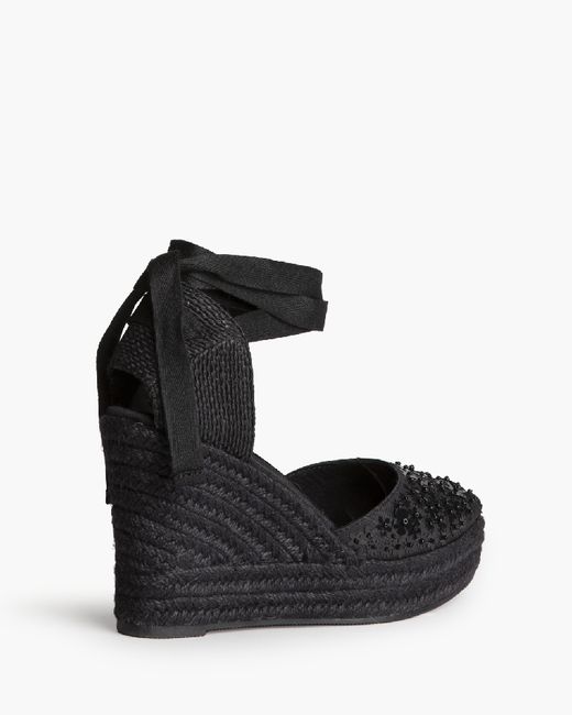 Anabela Esparto com acabamento em preto brilhante, marca Corina, REF M6192