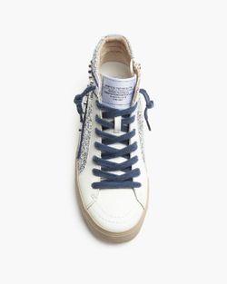 Deportiva Abotinada Plata marca Corina REF. M5050