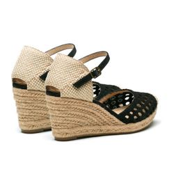 Esparteña Con Cuña Cerrada Negro marca Corina REF M3367