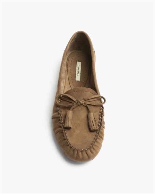 Mocasín Con Flecos Camel marca Corina REF. M6640