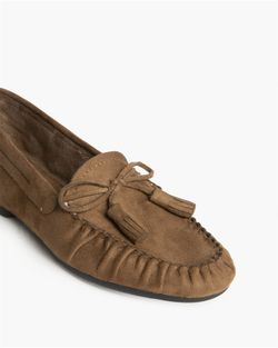 Mocasín Con Flecos Camel marca Corina REF. M6640