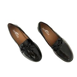Mocassim feminino com franjas de couro envernizado Preto
