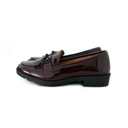 Mocasín Mujer Flecos Charol Granate