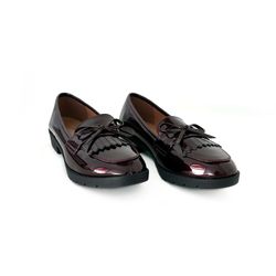 Mocasín Mujer Flecos Charol Granate