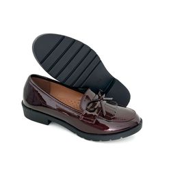 Mocasín Mujer Flecos Charol Granate
