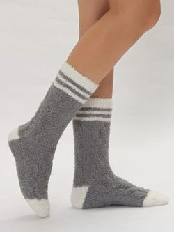 Lot de deux paires de chaussettes moelleuses à rayures