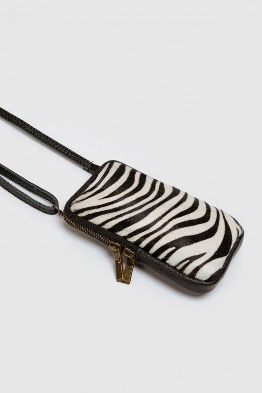 Portamóvil De Piel Estampado Animal Print Blanco