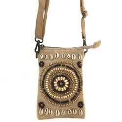 Suporte para celular de ráfia com conchas