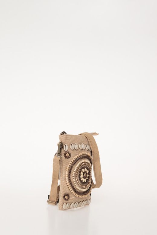 Suporte para celular de ráfia com conchas