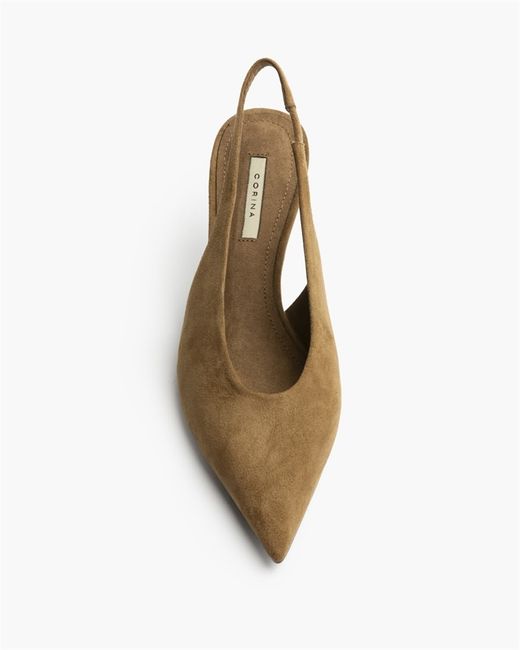 Salón Destalonado con Tacón Fino Camel marca Corina REF. M6716