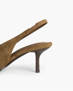 Salón Destalonado con Tacón Fino Camel marca Corina REF. M6716