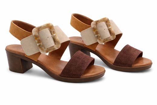 Sandale chic et décontractée avec boucle marron