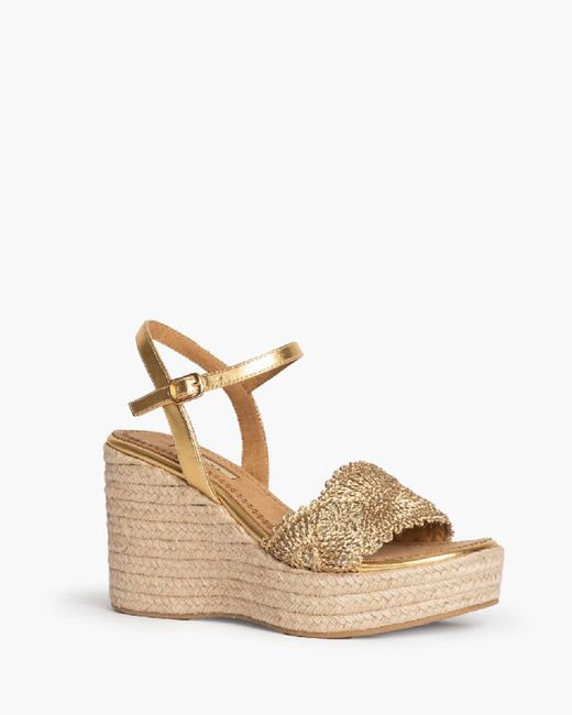 Sandália Cunha Dourada marca Corina REF M4341