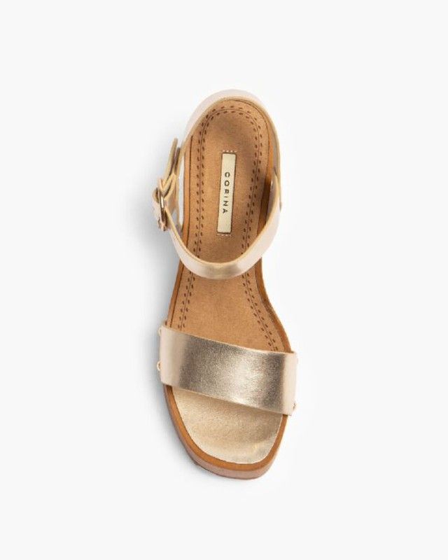 Sandalo Con Tacco In Legno Oro marca Corina RIF M4410 — Calzados