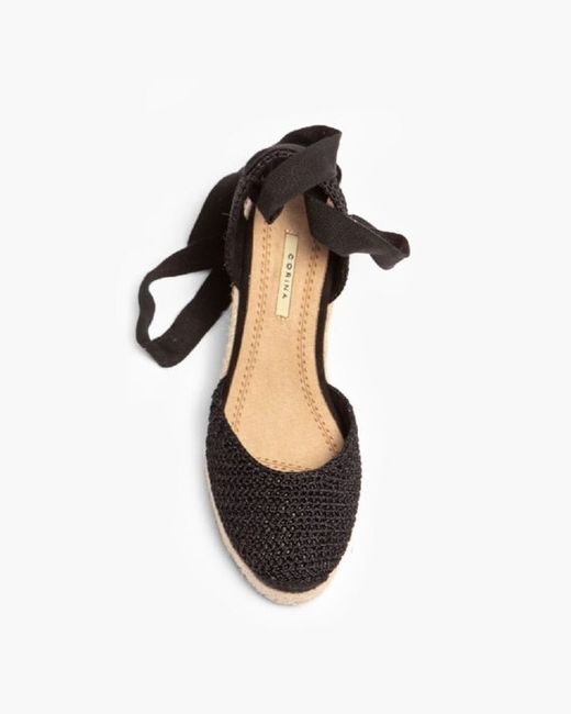 Sandalia Esparto Bordada Negro marca Corina REF M4303