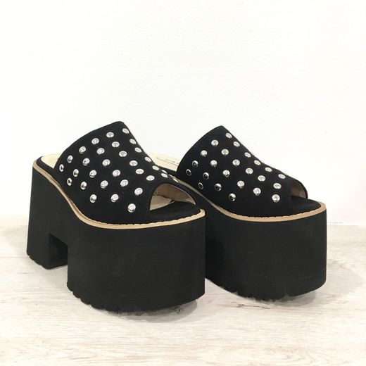 Sandalia Plataforma Tachuelas Negro