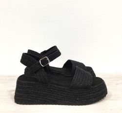 Sandalia Yute Negro marca Corina REF C1332