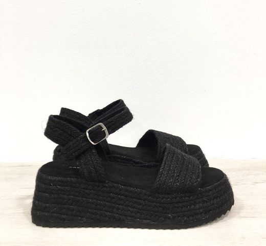 Sandalia Yute Negro marca Corina REF C1332