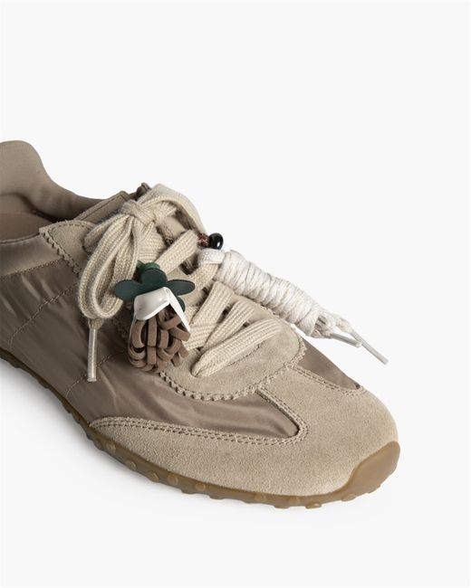 Zapatillas Casual Taupe Con Cordones marca Corina REF M6505