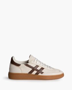 Zapatillas Retro Arena marca Corina REF M6045