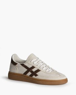 Zapatillas Retro Arena marca Corina REF M6045
